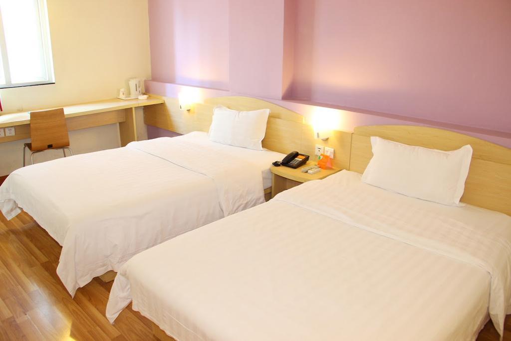 7Days Inn Chongqing Daxigou Renhe Street Exterior foto
