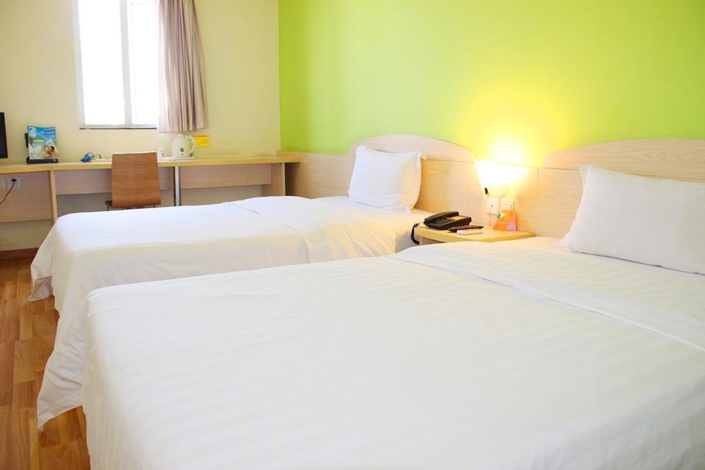 7Days Inn Chongqing Daxigou Renhe Street Exterior foto